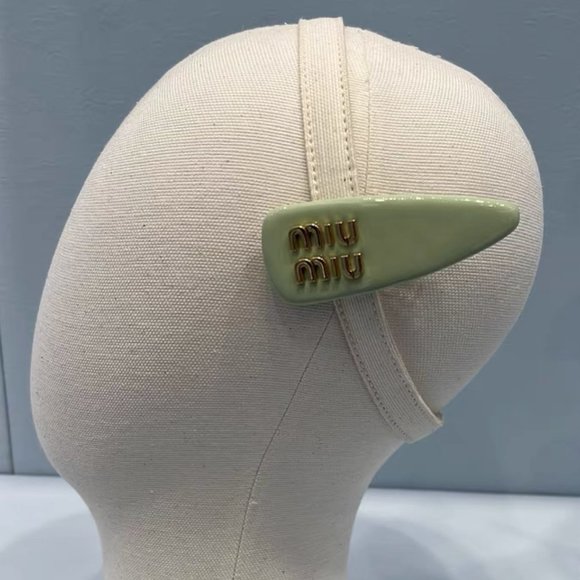 MIU MIU hair clip